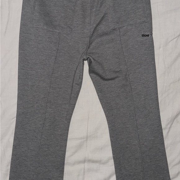 Vuja dé Flared Sweatpants - Picture 2 of 3